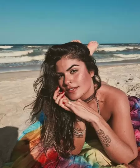 I am a new model and wanna be famous