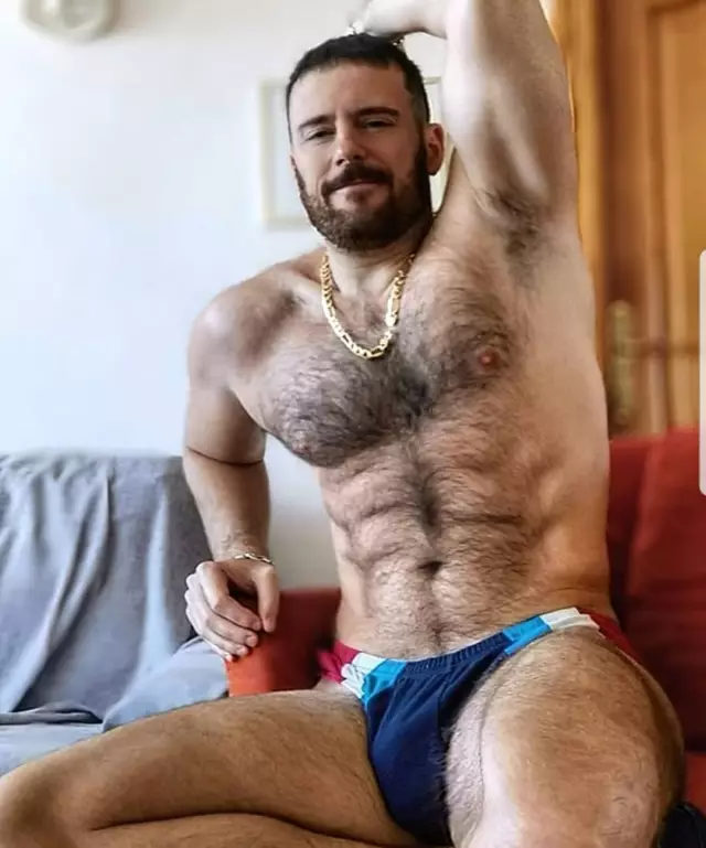 Need female to laugh with
