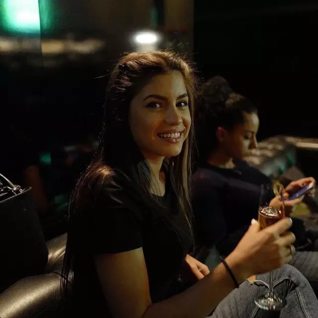 I am pia 22 single female horny.