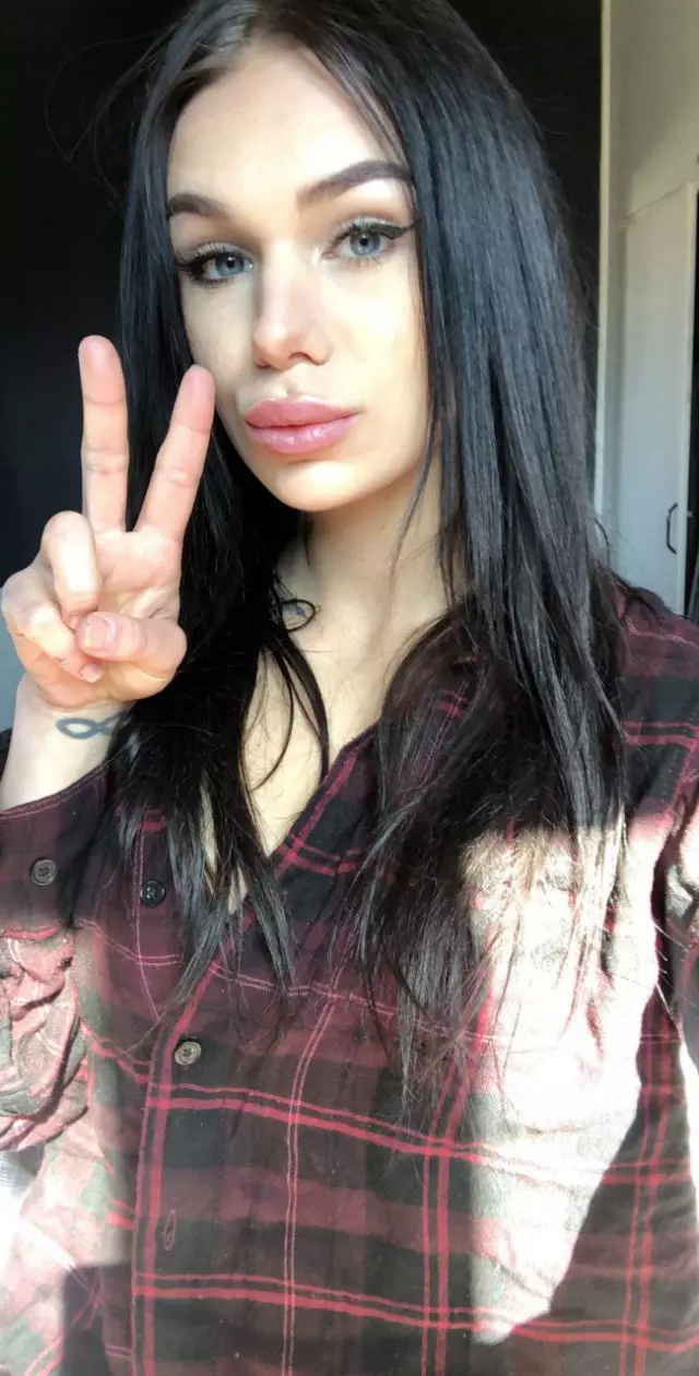 I am always horny.wanna sell my nuds and vedioadd me snapchat---a_ava9196