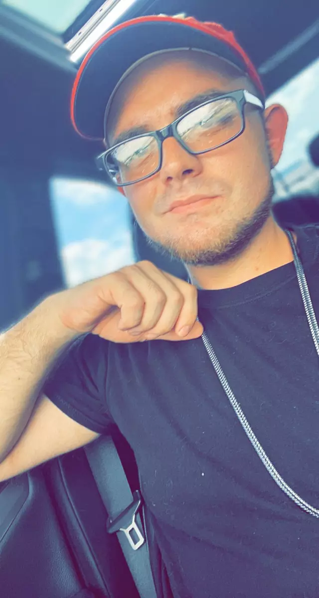 27, White male wants to stir up trouble