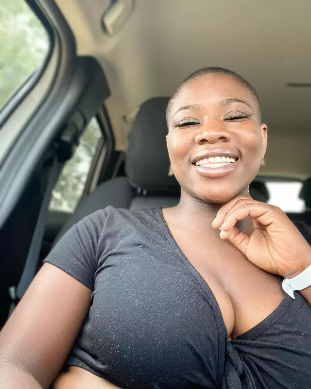 TITILE  I will give you my full Handjob,Bj,Massage,Doggy,,69,Fingering,Cum in my face  ,cum in my mouth  ,Kissing   ,GFE