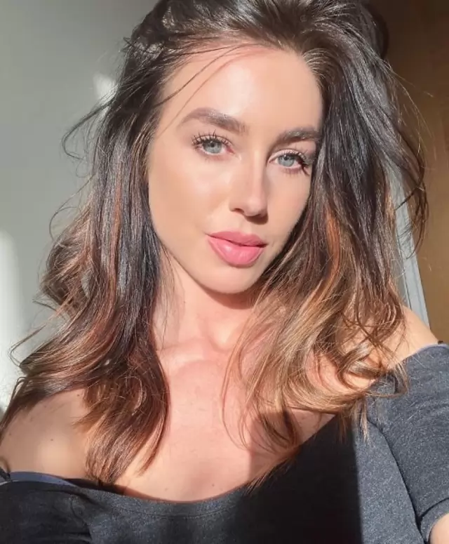 Available for Full Time fun  Dm me Im a very nice  lady with a honest heart and Nice Boobs