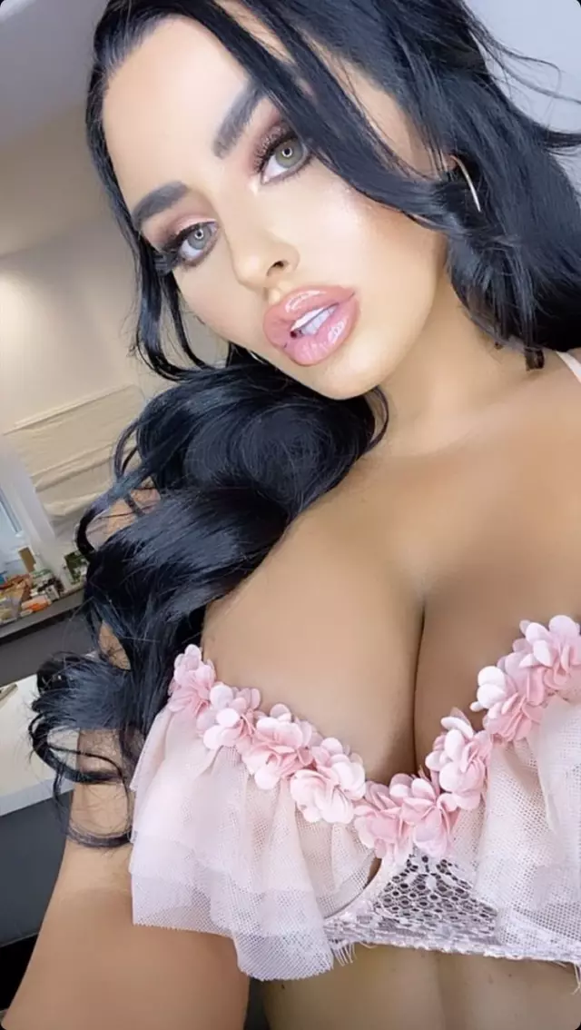 Im AVAILABLE FOR HOOKUP FULL SERVICE  FULLY SATISFACTION textcall 419971-4705