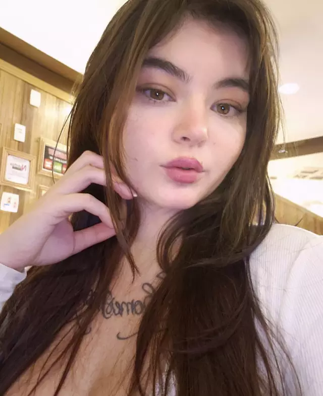 Im Available for your HOOKUP Services 