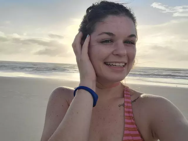 Im Available for hookup 