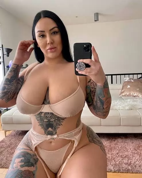 Im available for a Hookup both incall and outcall 