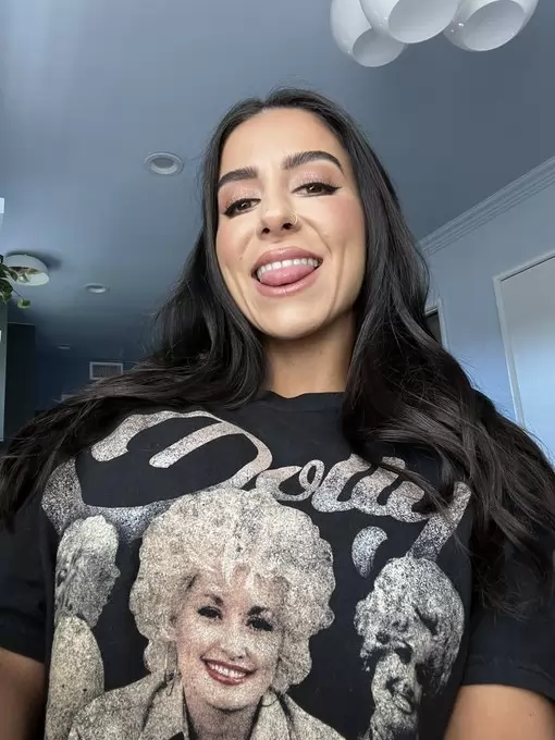 Real sexy ass girl looking for a real man to have a Good time with 