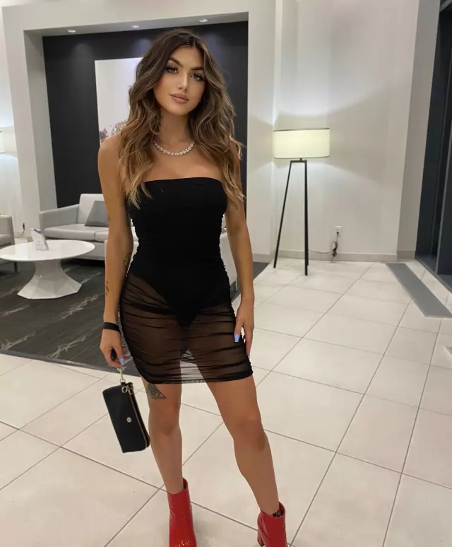 Im down for hookup and I sell premium good rate 