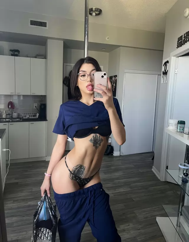 Im down for hookup and I sell premium also  affordable price 