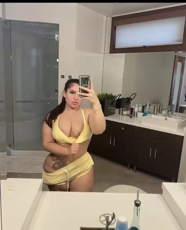 High class escort in town 