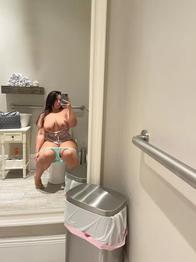 High class escort in town 