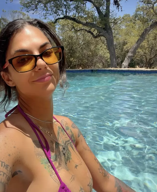  Im available for incall and outcall and my pussy is ready for you