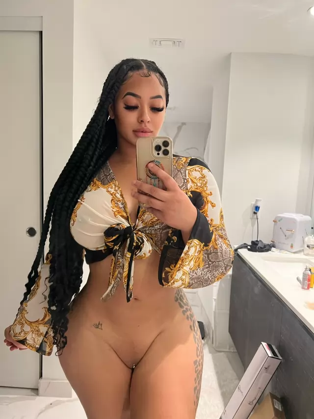 Im AVAILABLE FOR HOOKUP FULL SERVICE FULLY SATISFACTION textcall 415 857-2252