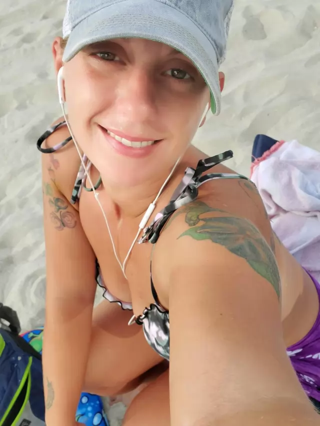 I am available for Incall and outcall service 