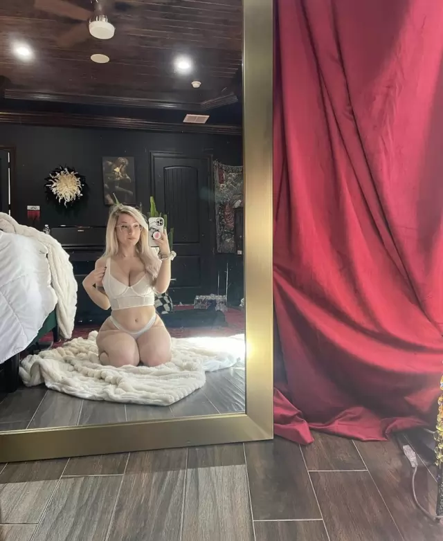 Tracy Ready For Short And Long Term Fun And Sex Offer 