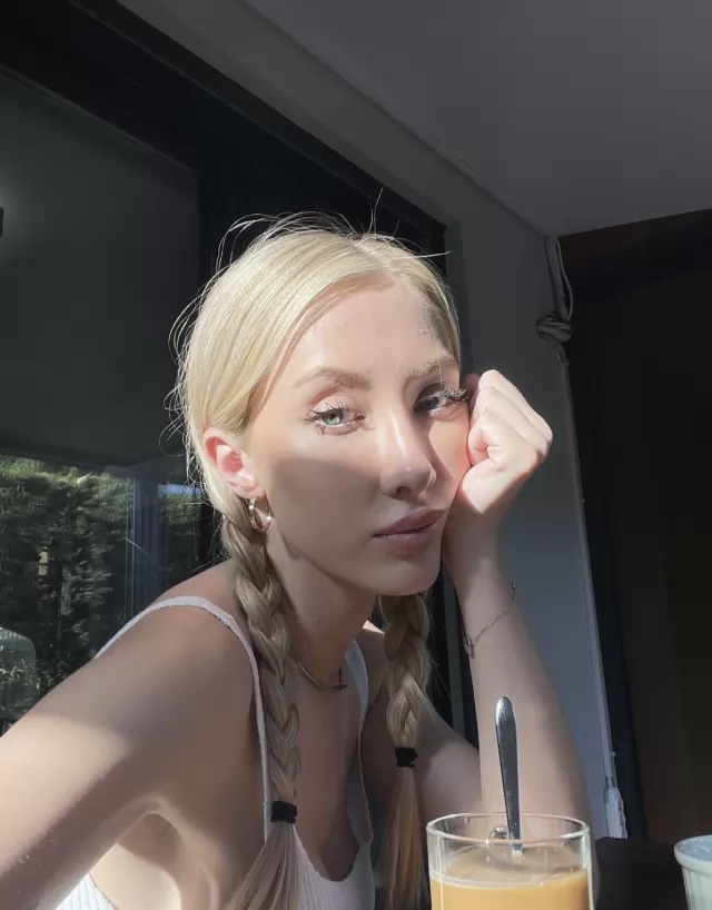 Im available for incall and outcall 