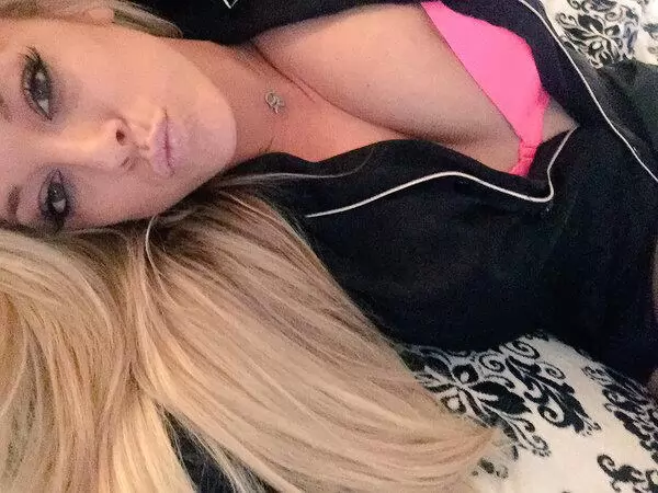 I am Available for HU.. I ALSO HAVE A HIGH LIBIDO 424-255-8696