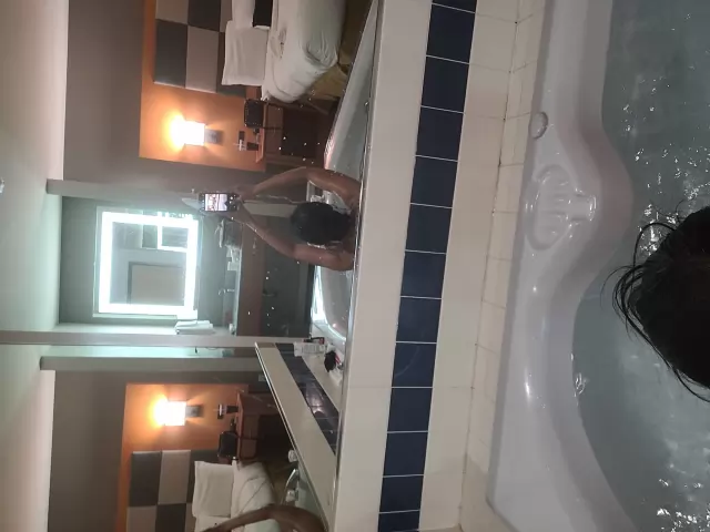Cum play, in call, out call, Car fuck