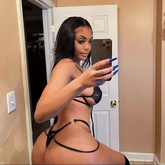 I AM AVAILABLE FOR BOTH INCALL, OUTCALL SERVICE, QUICK VISIT I GIVE AN AMAZING secxUAL EXPERIENCE 1 214 686-9302