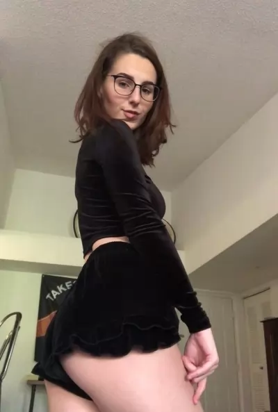 Im available for hookup 