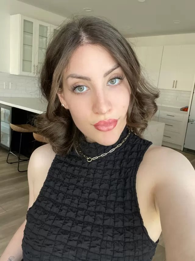 Im available for amazing good time 5739008067