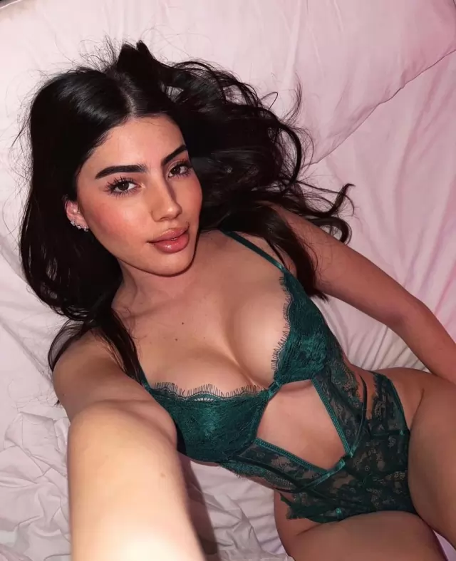  Hi, I am Madison. I am available for fun, dm if interested. Serious minded people only. No games