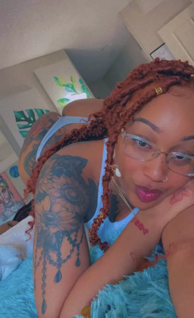 OFFER BOTH INCALLOUTCALLDOGGY STYLE COUPLES DATE CARDATE MASSAGE 