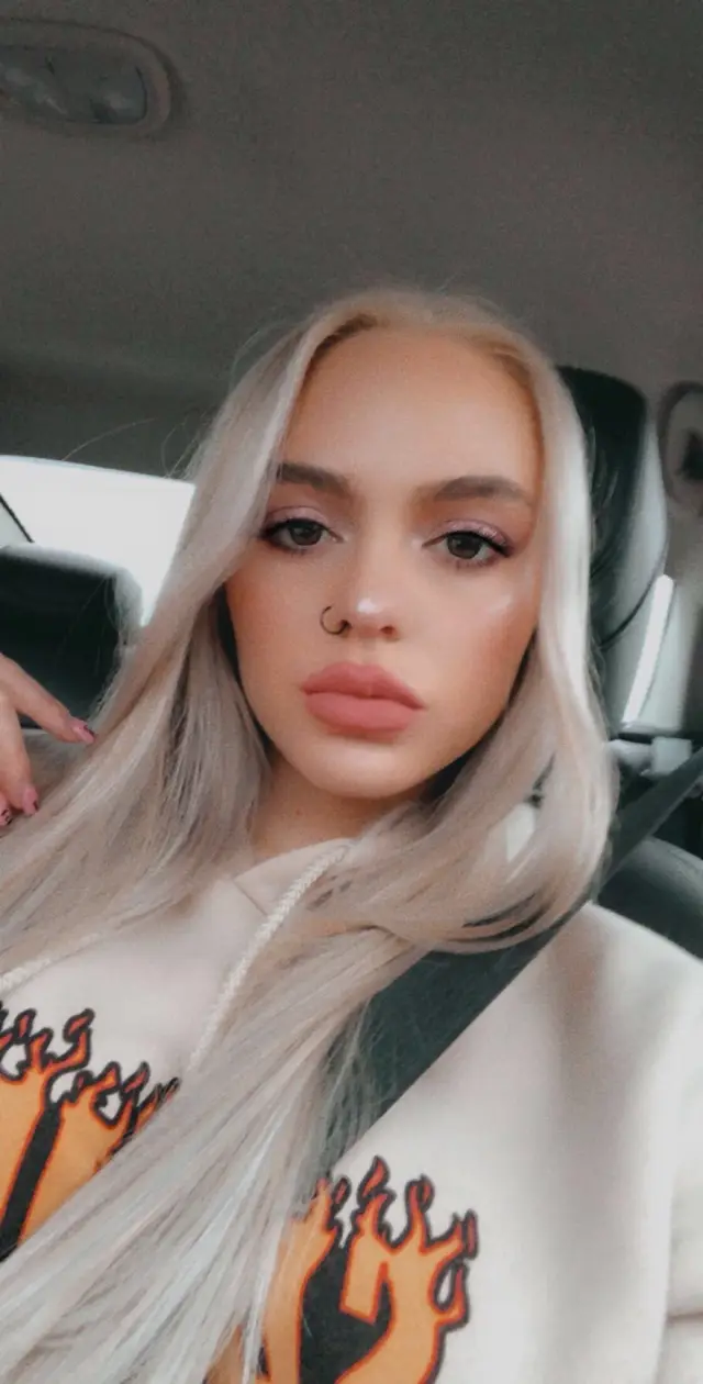 I AM AVAILABLE NOW FOR DISCREET FUN!!!! 