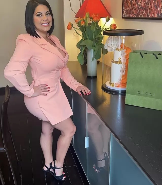 Sweet wet juicy licensed massage therapist 