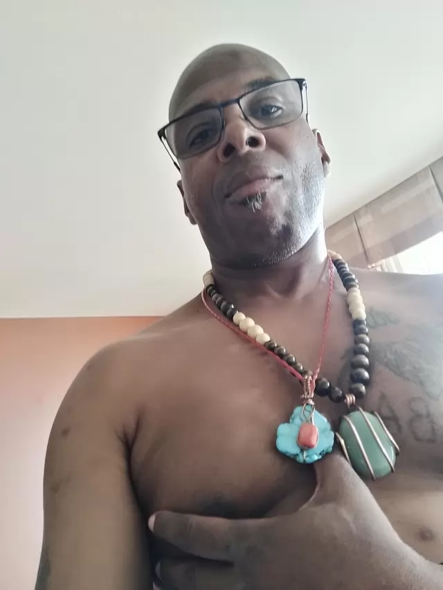  Moroccan Masseur, Saturday Night Specials