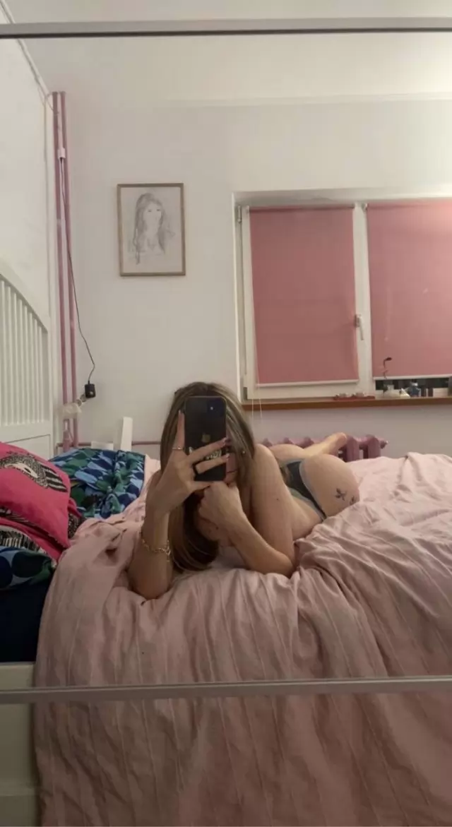 Hottest girl in town 