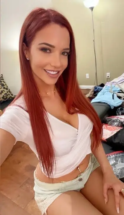 Im available for fun for both incall and outcall services. 