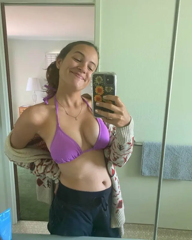 HIT ME UP FOR AN AMAZING TIME 