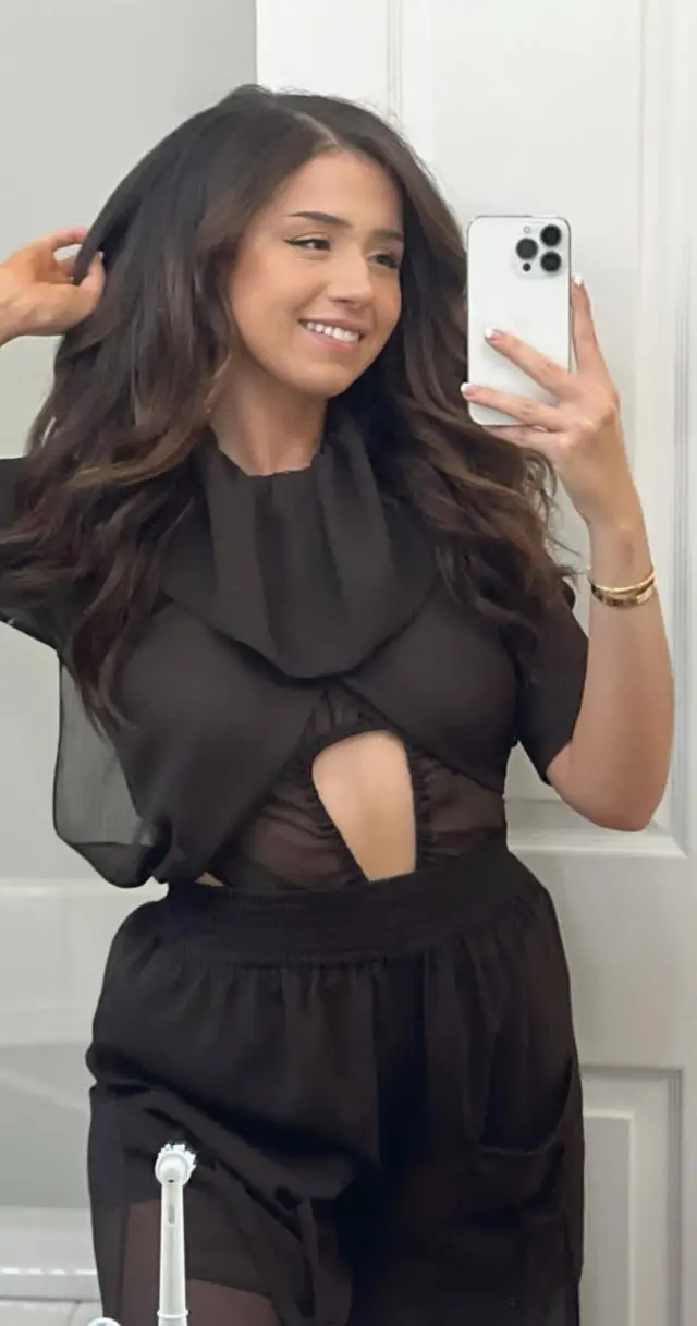 Let me bring your fantasies to reality Im available for incall and outcall services