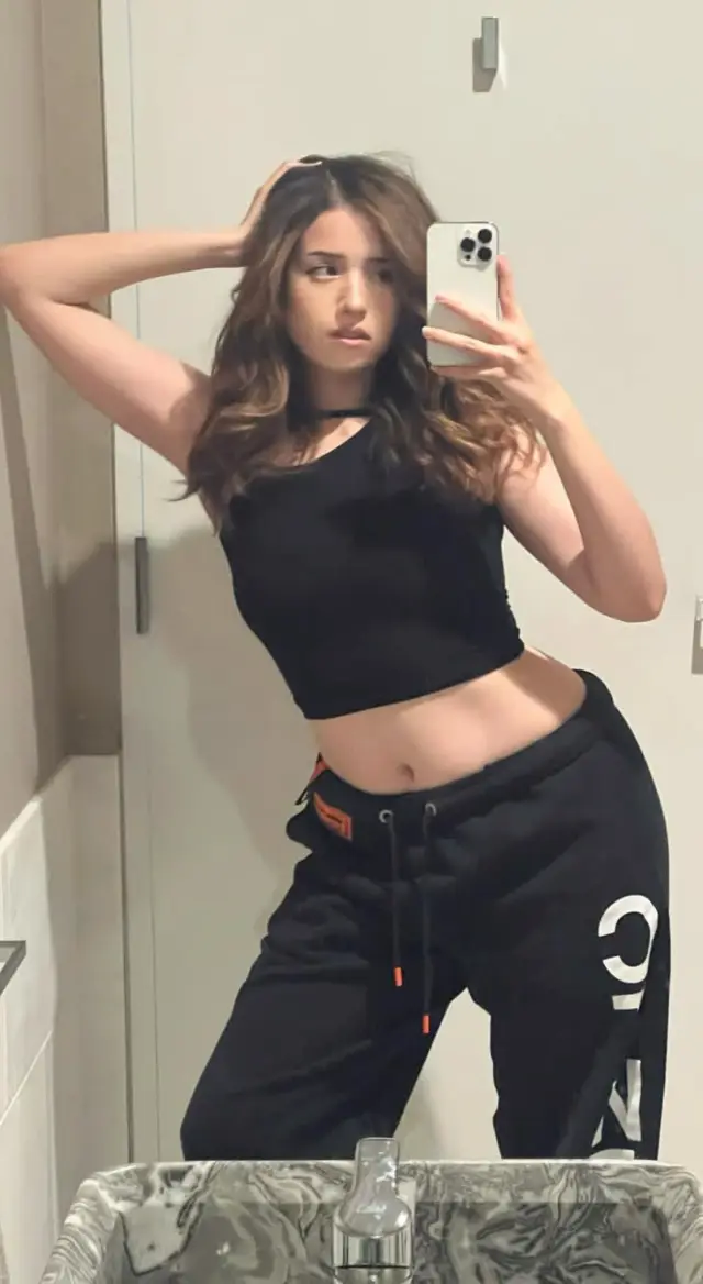 Let me bring your fantasies to reality Im available for incall and outcall services