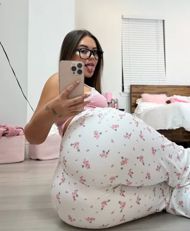 TEXT ME 1 8032351365 FOR AFFORDABLE RATE HOT SEXY GIRL READY FOR YOU NOW INCALL OR Outcall