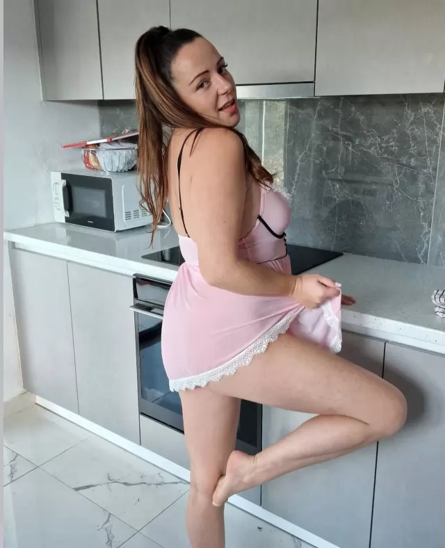 TEXT ME 424-772-3980 FOR AFFORDABLE RATE HOT SEXY GIRL READY FOR YOU NOW INCALL OR OUTCALL