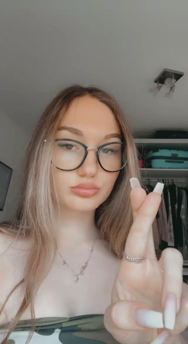 BestHottest in town juicy sexyErotic Hey guys its Rachel? Im available now and to have some fun 