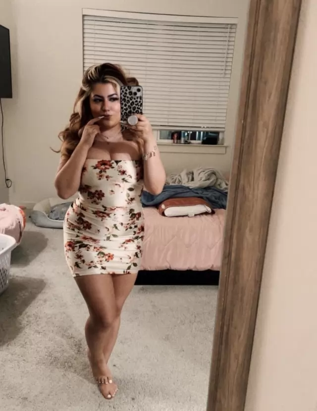 BestHottest in town juicy sexyErotic Hey guys its Rachel? Im available now and to have some fun