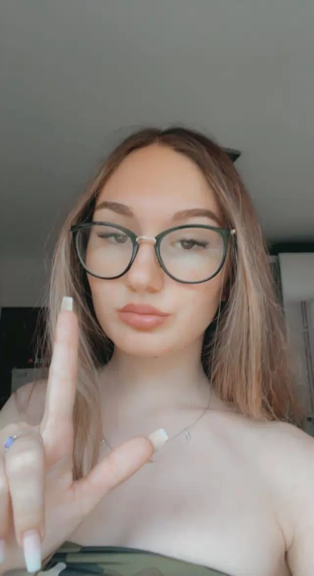 BestHottest in town juicy sexyErotic Hey guys its Rachel? Im available now and to have some fun