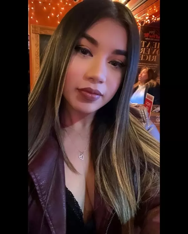 Im available for Hookup.1 810 503 xxxx