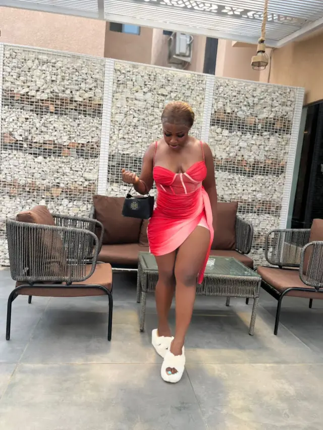 Im a sweet girl love juicy pussy