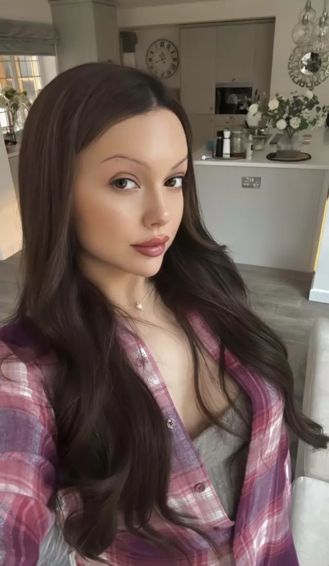 BestHottest in town juicy sexyErotic Hey guys its Sharon? Im available now and to have some fun!! And make you have the 