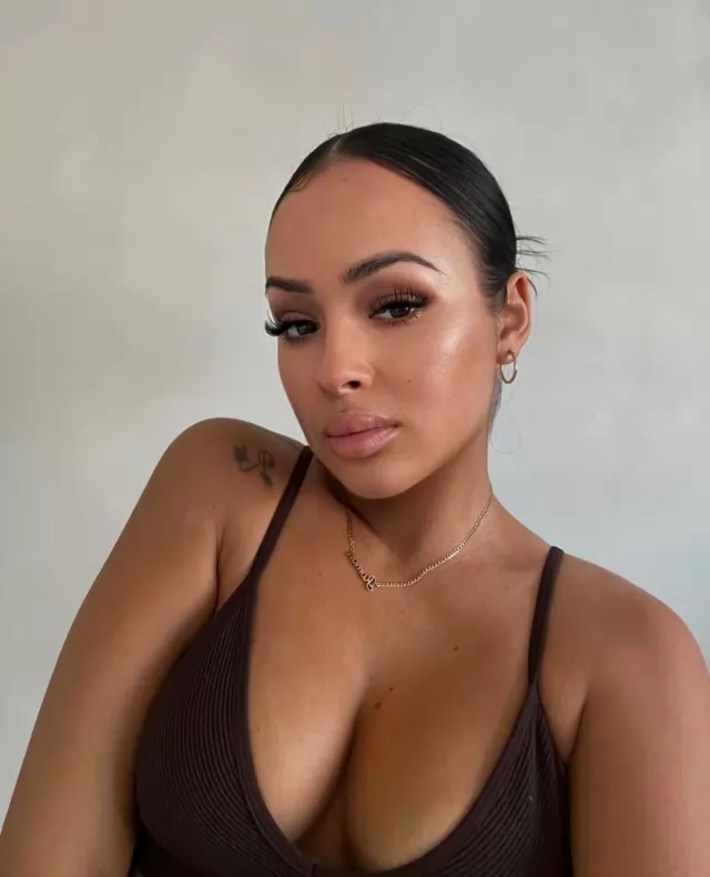 BestHottest in town juicy sexyErotic Hey guys its Sharon? Im available now and to have some fun!! And make you have the 