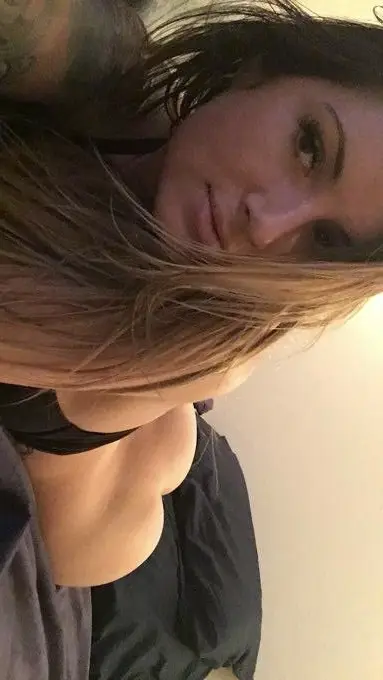TEXT ME FOR AFFORDABLE RATE HOT SEXY GIRL READY FOR YOU NOW INCALL OR OUTCALL