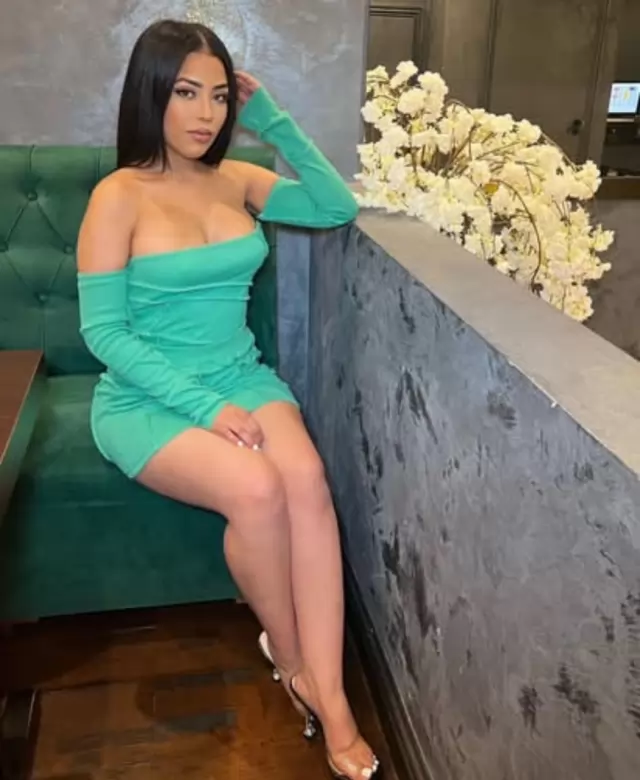 BestHottest in town juicy sexyErotic Hey guys its Janet? Im available now and to have some fun!! And make you have the b