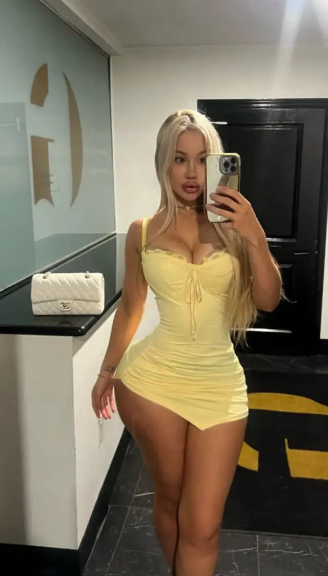 High class standard pussy not for broke boys Im available  Incall and outcall 