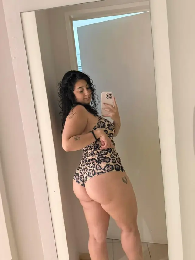 AVAILABLE NOW HOT   MASSAGE  GFEMY PLACE OR YOURS