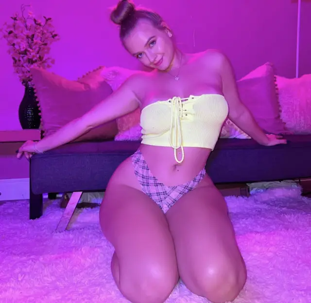 Im available for sex fun and body massage  